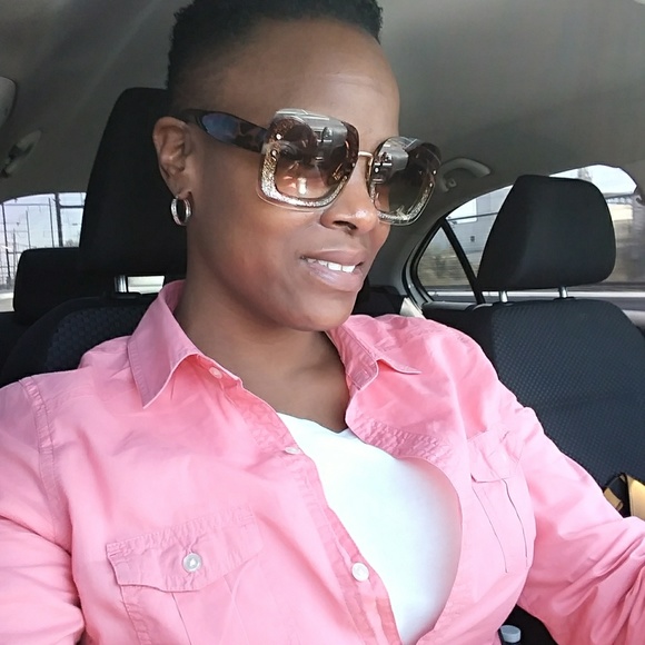 Consignment clothing new & slightly used... - Picture 7 of 12